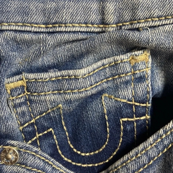 True Religion NEW Maisie Indie Sleeze High Rise Raw Hem Denim Shorts Size 28 - Picture 10 of 14